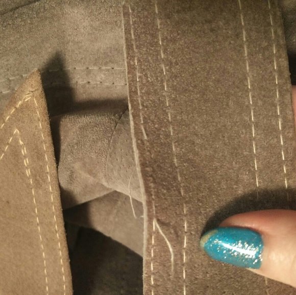 Vintage large lapel suede and fur belted jacket - Picture 3 of 8